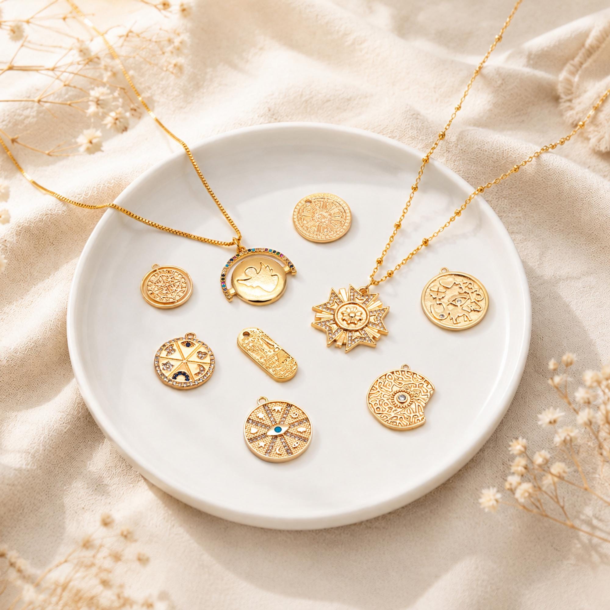 4pcs Gold/ Silver Talisman Coin Charm, Lucky Medallion Pendant for Necklace Jewelry Making Supply (GB-1766)